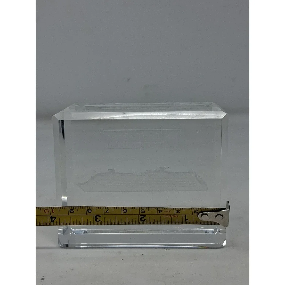 ROYAL CARIBBEAN Serenade Of The Seas Ship 3D Etched Crystal Block (no box) O